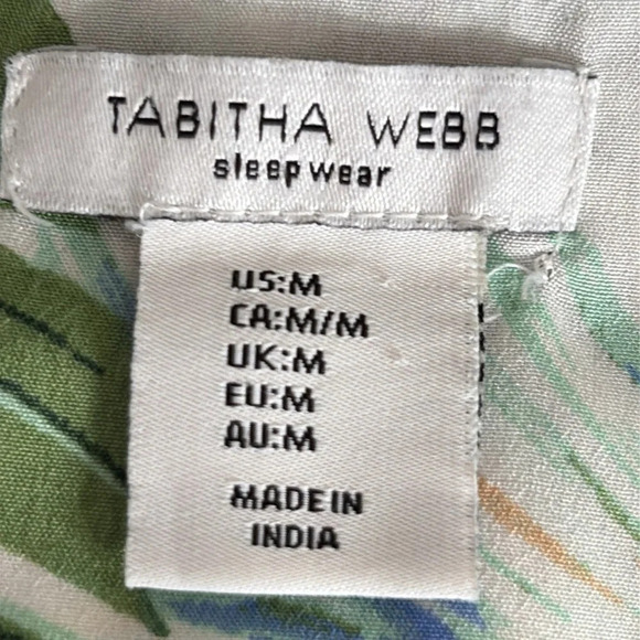 Tabitha Webb Sleep Wear Tropical Print Shorty Pajama Set - Size Medium - Picture 6 of 7